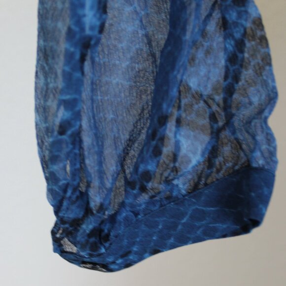 NWT Burberry Silk Snake Print Midi Dress | Elegant & Chic for Work & Events - Picture 12 of 16